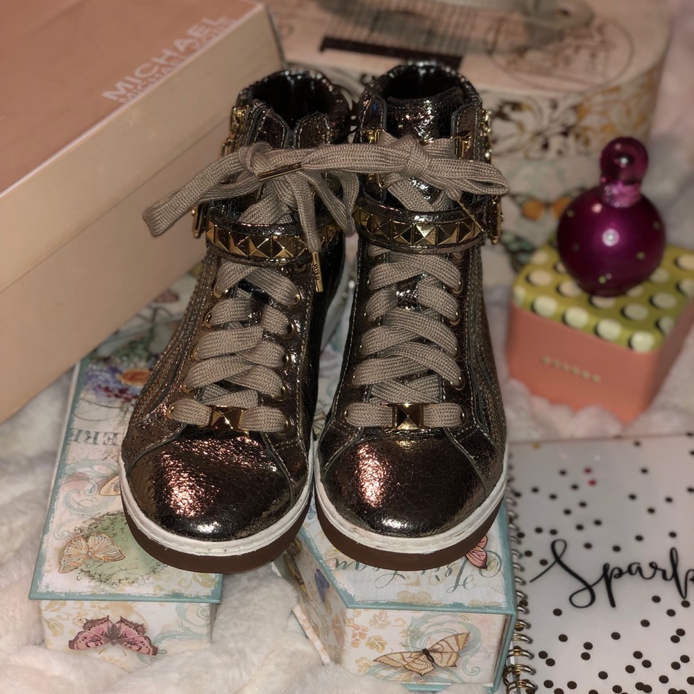 Michael Kors High Top Fashion Sneakers